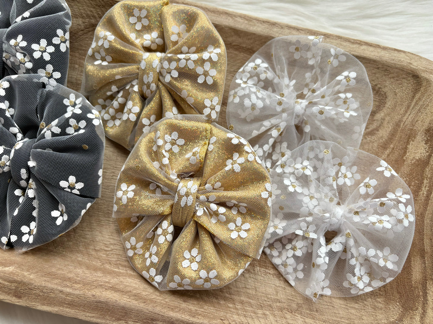 Daisy Golds&Black