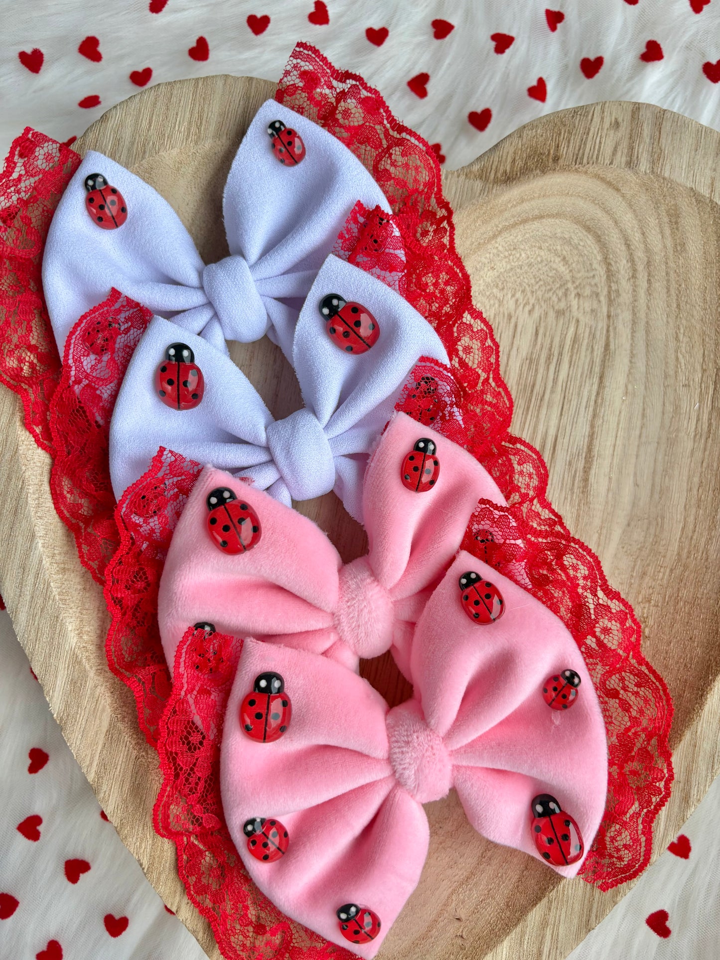 Love Bug (lace option separate)