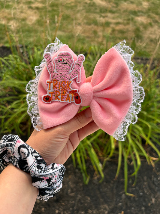 Trick Or Treat + Lace