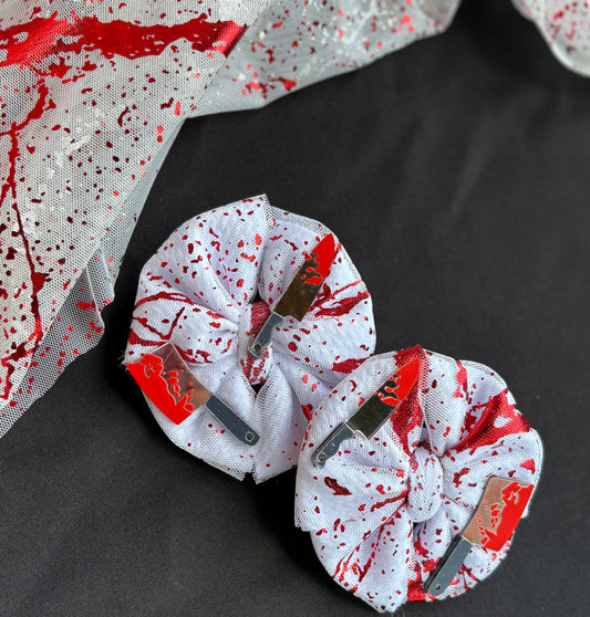 Blood splatter & knives  (FAKE)
