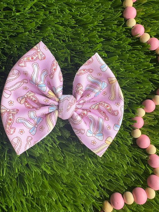 Lacey Bows on Bows