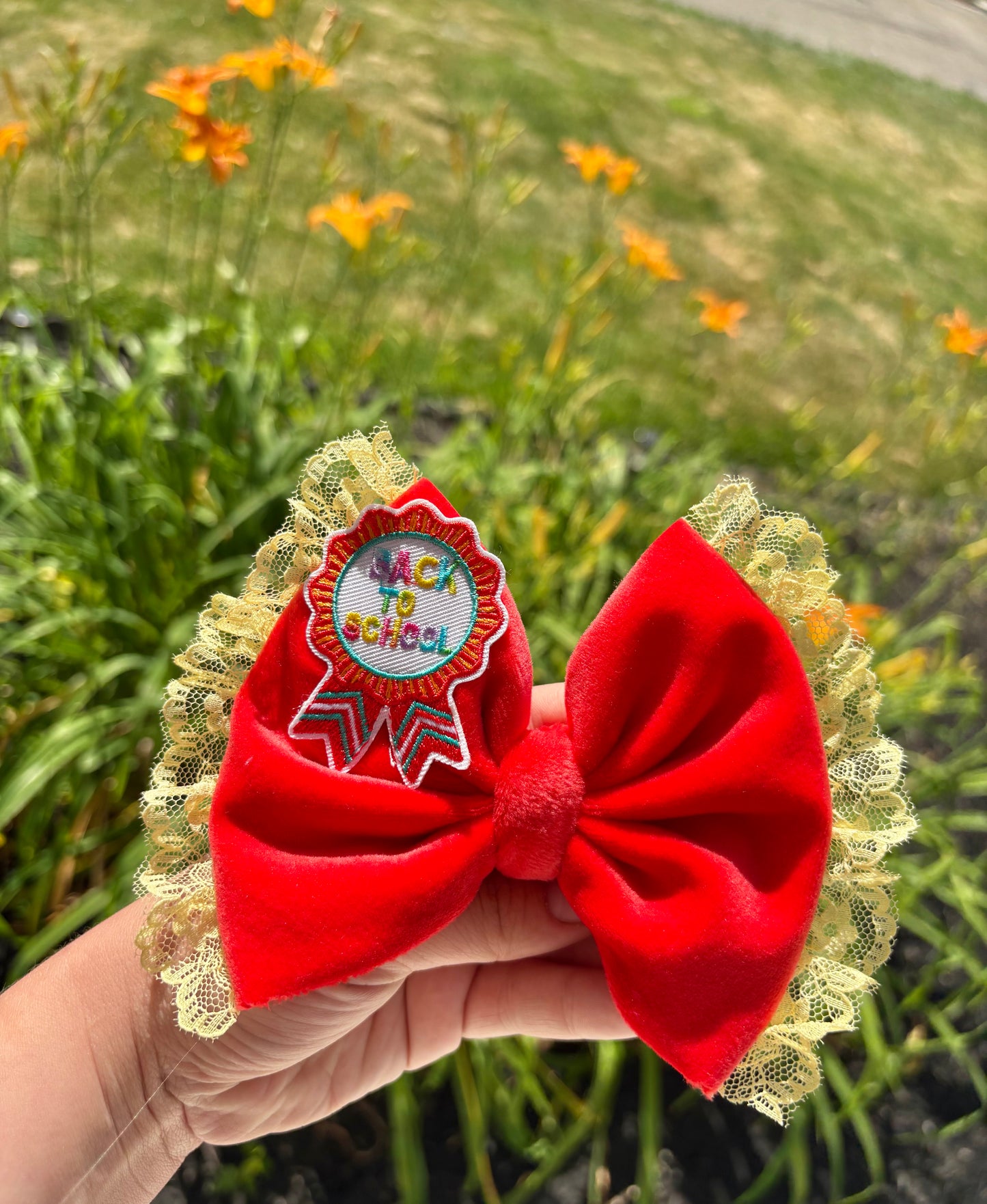 BTS ribbon + Lace